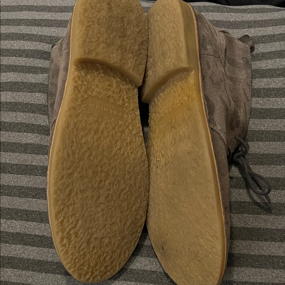 Jack & Jones Men's Grey Leopard Print Suede Chukka Boots - Casual Lace-Up - Picture 2 of 3
